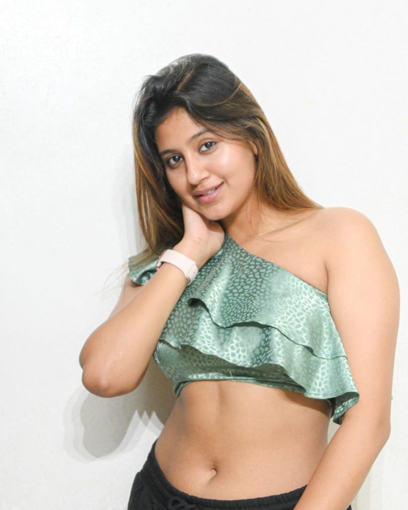 anjali arora hot sexy navel